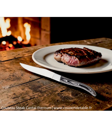 Couteau Steak Cantal, manche bois Pakka| www.couvertdetable.fr